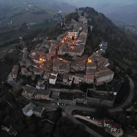 Relaxing Retreat In Le Marche * Monte San Martino